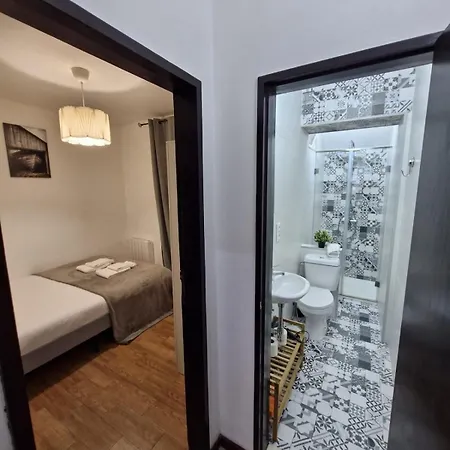Gaia Calm & Comfort With Patio & Fireplace Apartment